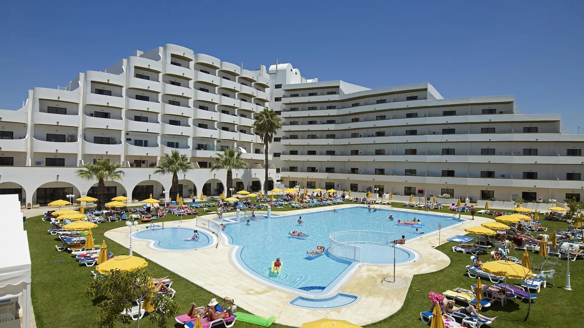 Hotel Apartamento Brisa Sol Albufeira 4*,  Portugal