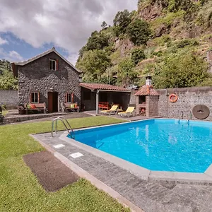 Casa de Férias Casa Da Pedra By Amazing Madeira Santana (Madeira)